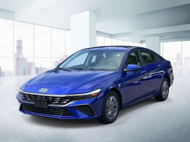 2024 Hyundai ELANTRA SEL — photo 1 of 13