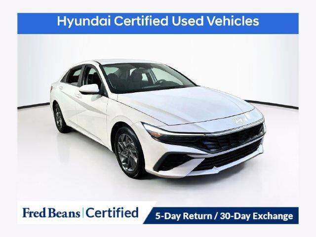 2024 Hyundai ELANTRA SEL