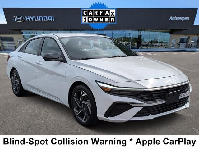 2025 Hyundai ELANTRA SEL Sport
