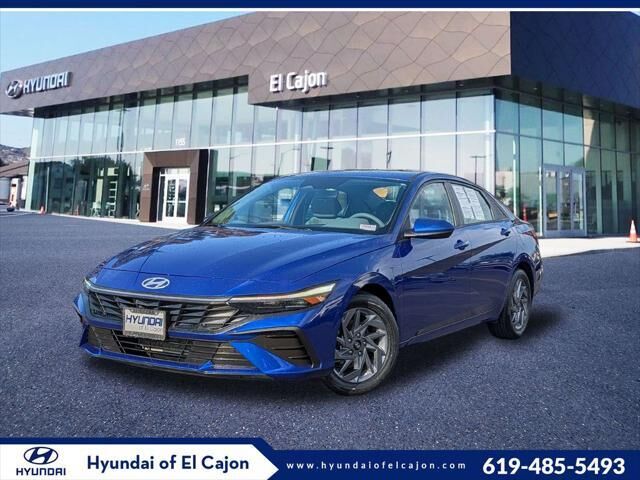 2024 Hyundai ELANTRA SEL — photo 1 of 13