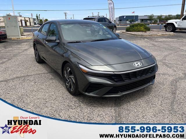 2025 Hyundai ELANTRA SEL Sport