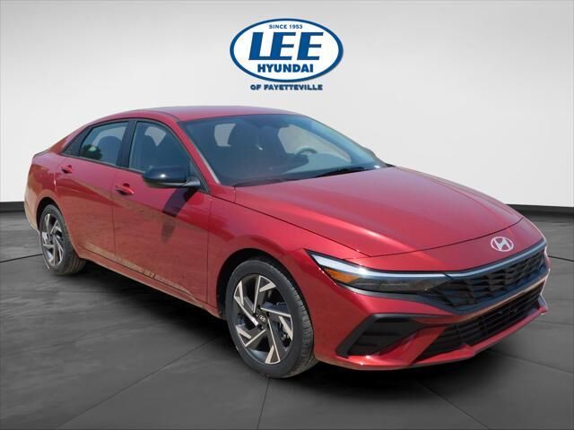 2025 Hyundai ELANTRA SEL Sport — photo 1 of 13
