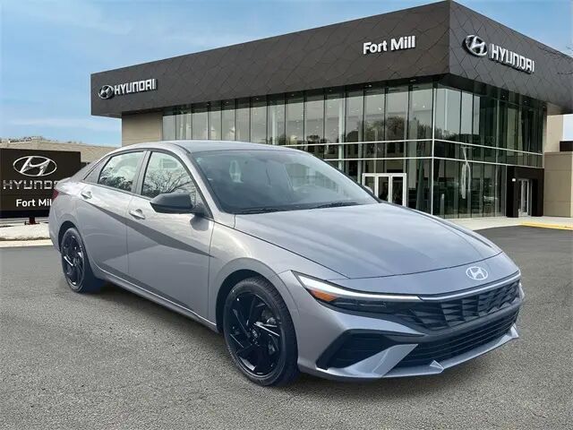 2026 Hyundai ELANTRA SEL Sport — photo 1 of 26