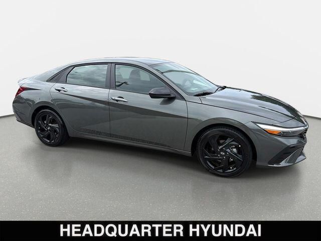 2026 Hyundai ELANTRA SEL Sport — photo 1 of 13