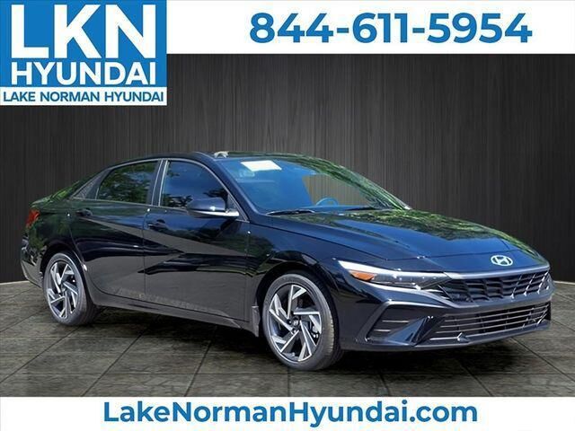 2026 Hyundai ELANTRA SEL Sport — photo 1 of 13