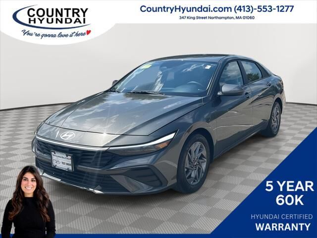 2024 Hyundai ELANTRA SEL