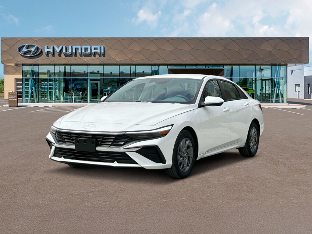 2024 Hyundai ELANTRA SEL — photo 1 of 13