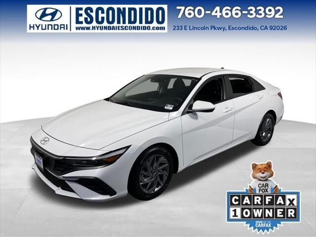 2024 Hyundai ELANTRA SEL