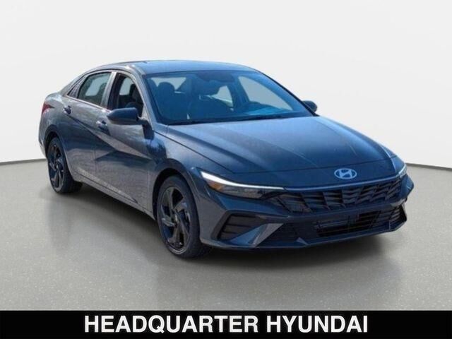 2026 Hyundai ELANTRA SEL Sport — photo 1 of 13
