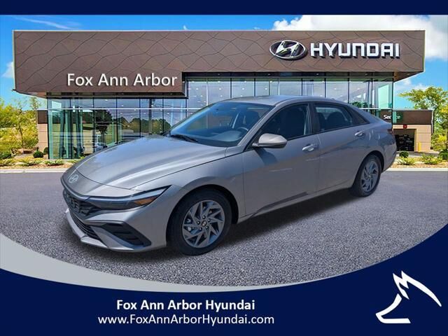 2024 Hyundai ELANTRA SEL