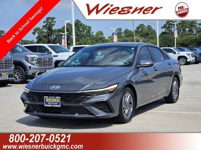 2024 Hyundai ELANTRA SEL