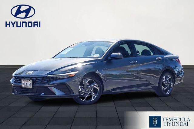 2025 Hyundai ELANTRA SEL Sport — photo 1 of 1