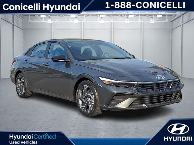 2025 Hyundai ELANTRA SEL Sport — photo 1 of 13