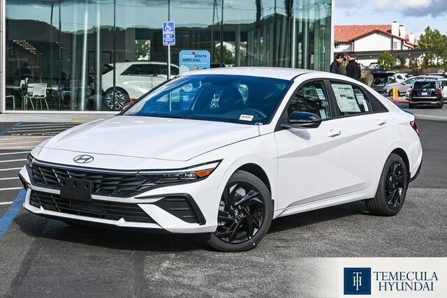 2026 Hyundai ELANTRA SEL Sport — photo 1 of 12