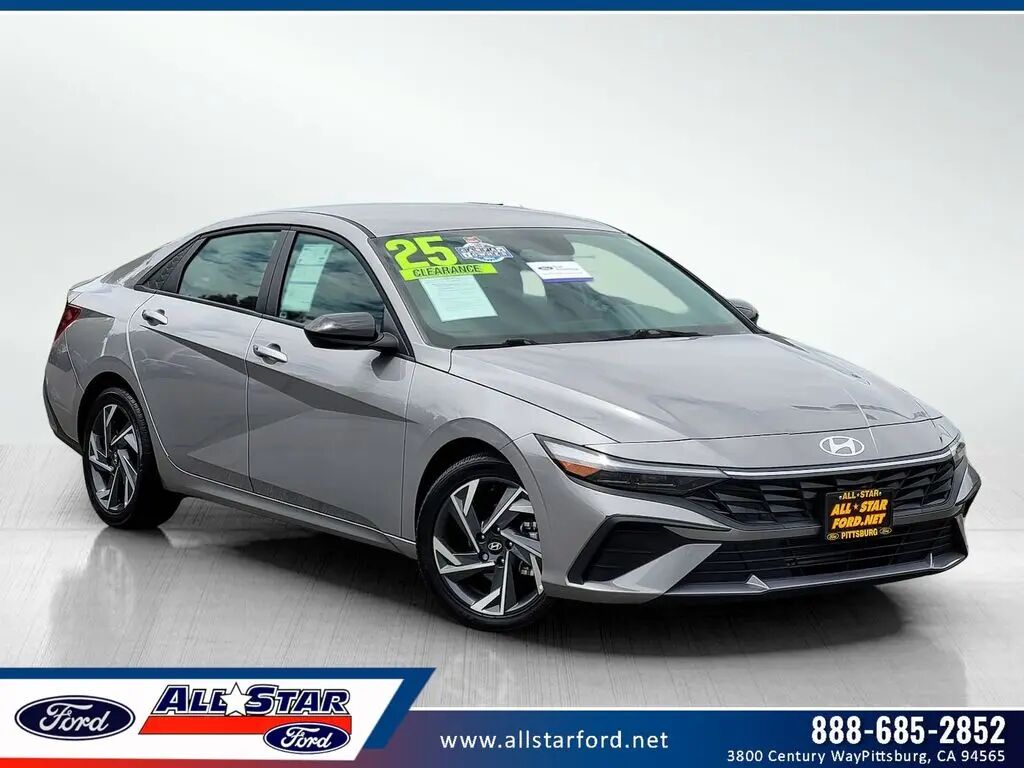 2025 Hyundai ELANTRA SEL Sport