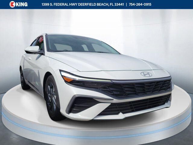 2024 Hyundai ELANTRA SEL