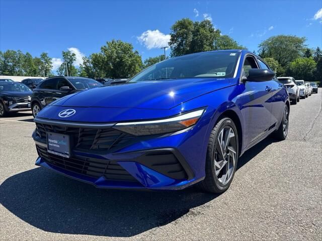 2025 Hyundai ELANTRA SEL Sport