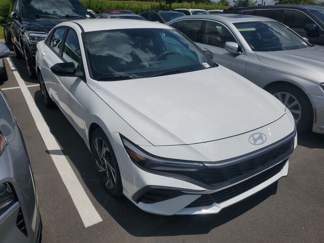 2025 Hyundai Elantra SEL Sport