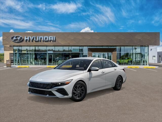 2025 Hyundai ELANTRA Hybrid Blue — photo 1 of 26