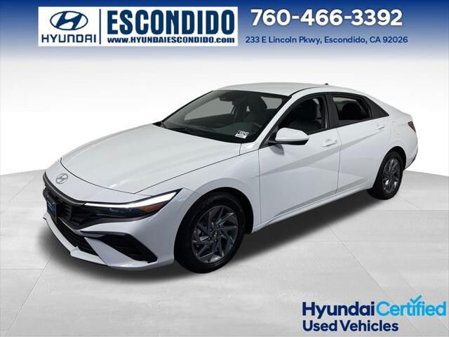 2026 Hyundai ELANTRA Hybrid Blue — photo 1 of 13