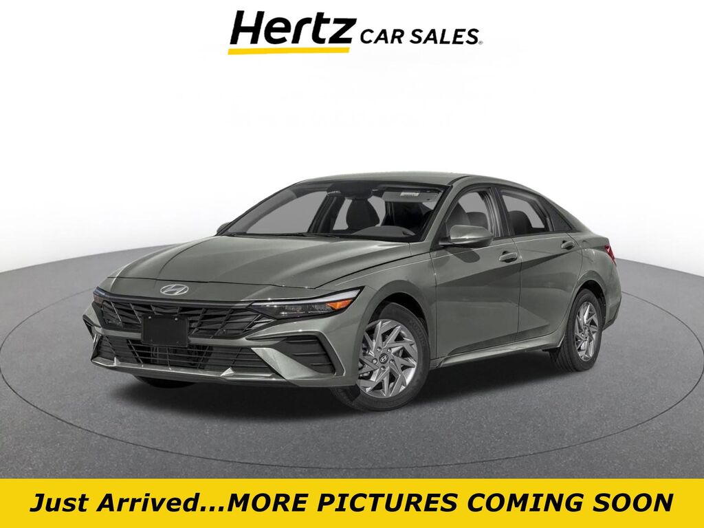 2026 Hyundai Elantra Hybrid Blue — photo 1 of 1