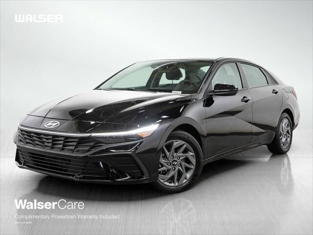 2026 Hyundai ELANTRA Hybrid Blue — photo 1 of 13
