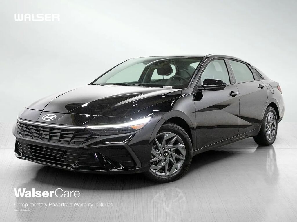 2026 Hyundai ELANTRA Hybrid Blue — photo 1 of 26