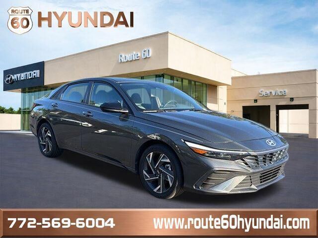 2025 Hyundai ELANTRA Hybrid SEL Sport — photo 1 of 13