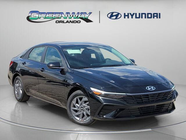 2025 Hyundai ELANTRA Hybrid Blue — photo 1 of 13