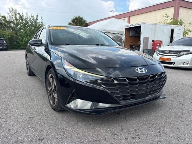 2022 Hyundai ELANTRA SEL