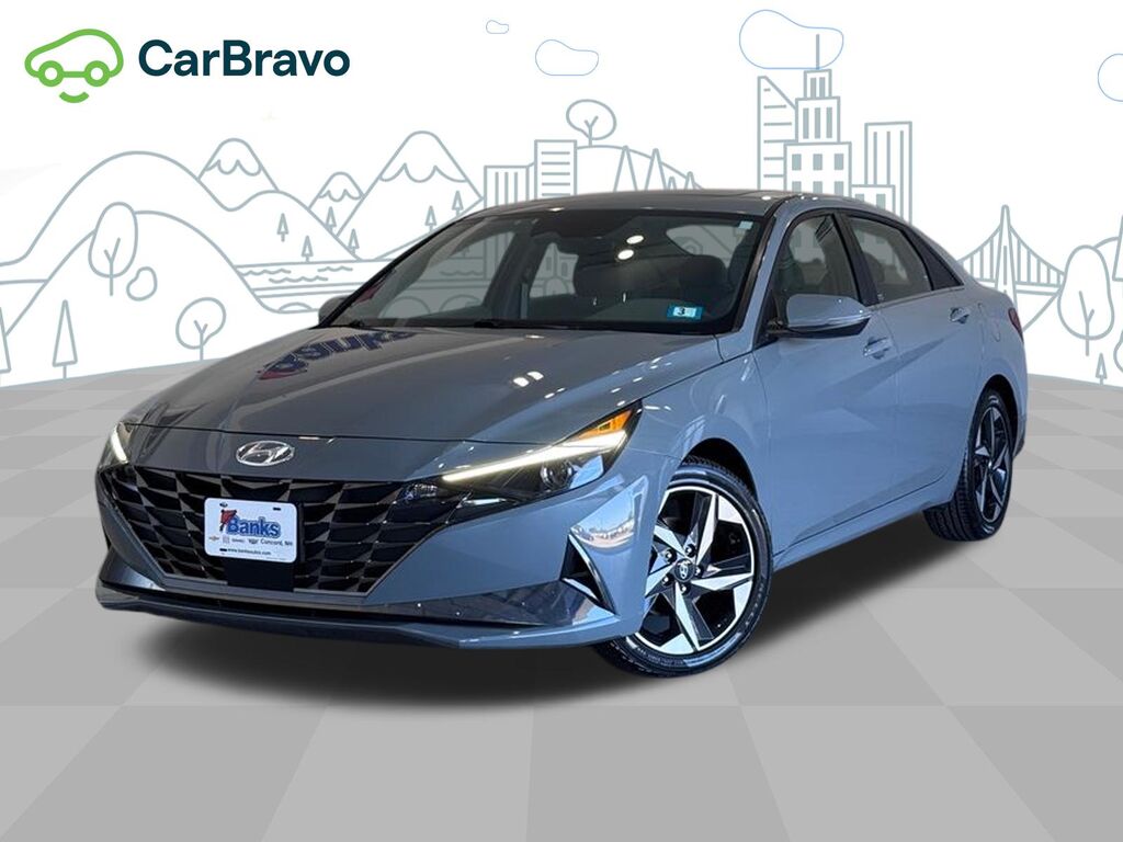 2022 Hyundai Elantra SEL — photo 1 of 7