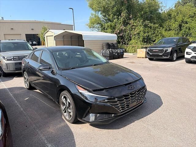 2023 Hyundai ELANTRA Hybrid Limited — photo 1 of 13