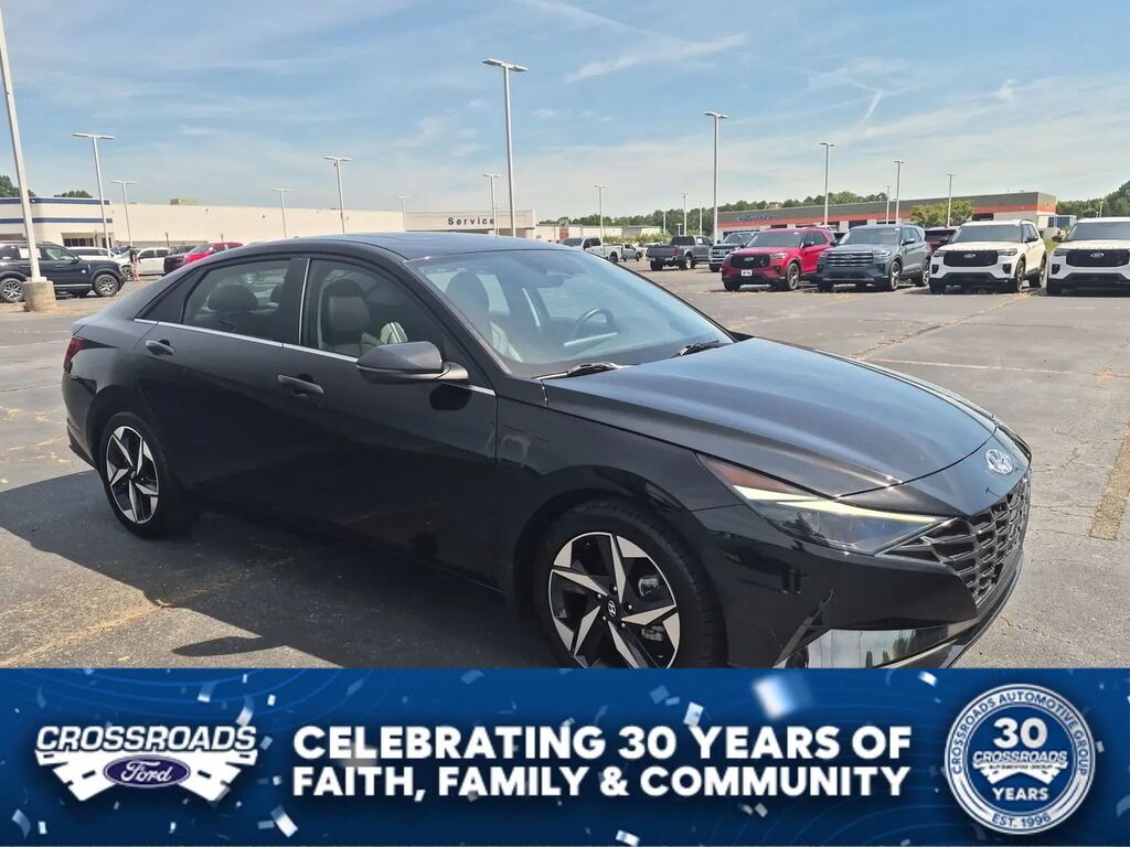 2023 Hyundai ELANTRA Hybrid Limited — photo 1 of 13