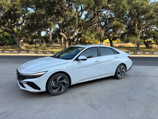 2026 Hyundai ELANTRA Hybrid Limited