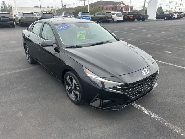 2022 Hyundai ELANTRA Limited