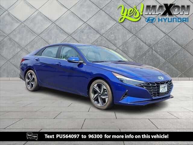 2023 Hyundai ELANTRA Limited — photo 1 of 13