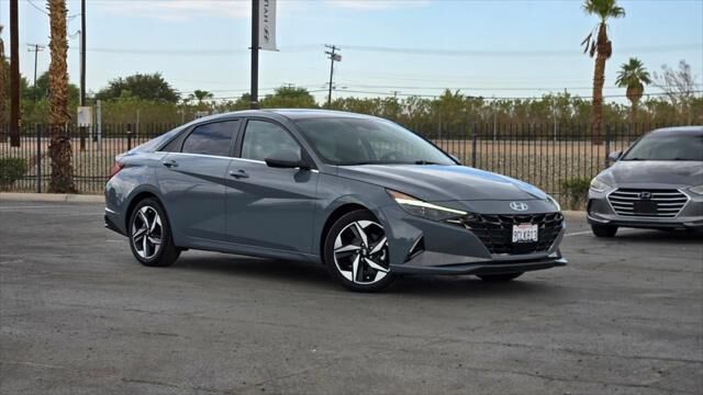 2023 Hyundai ELANTRA Limited — photo 1 of 13