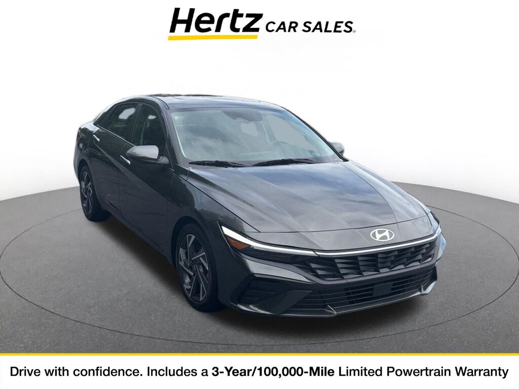 2025 Hyundai Elantra Limited — photo 1 of 4