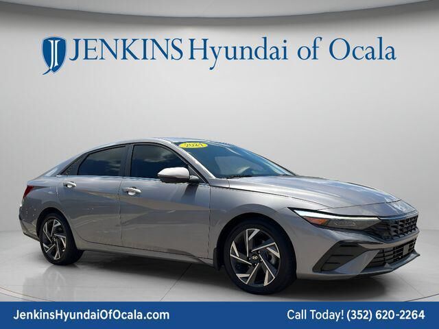 2024 Hyundai ELANTRA Limited