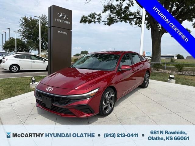 2024 Hyundai ELANTRA Limited