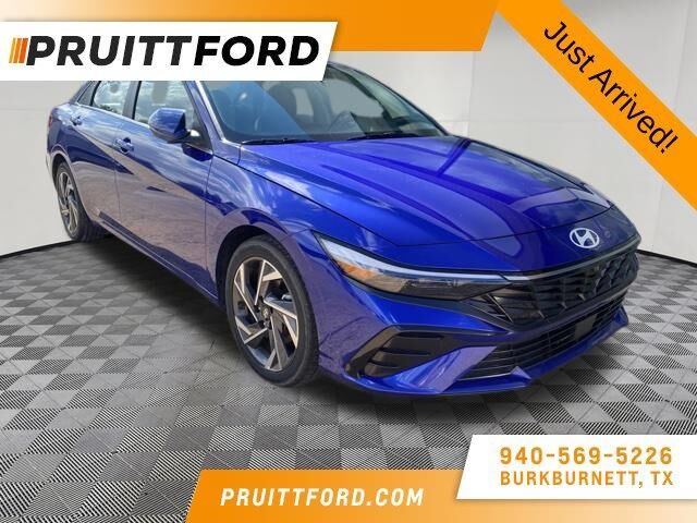 2024 Hyundai ELANTRA Limited