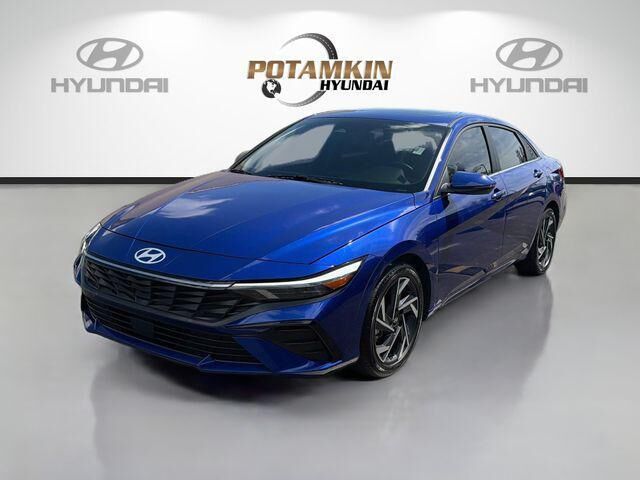 2025 Hyundai ELANTRA Limited