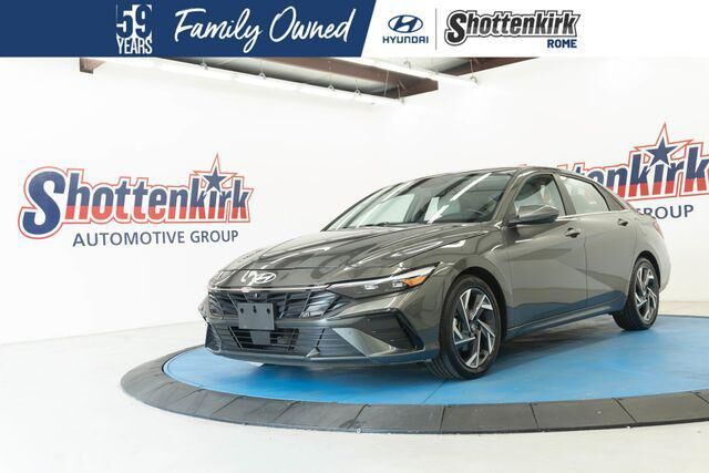 2024 Hyundai ELANTRA Limited
