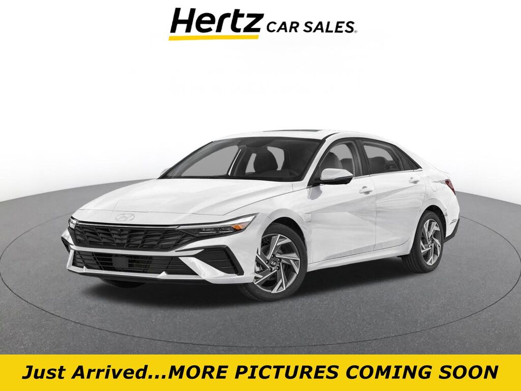 2025 Hyundai Elantra Limited — photo 1 of 1