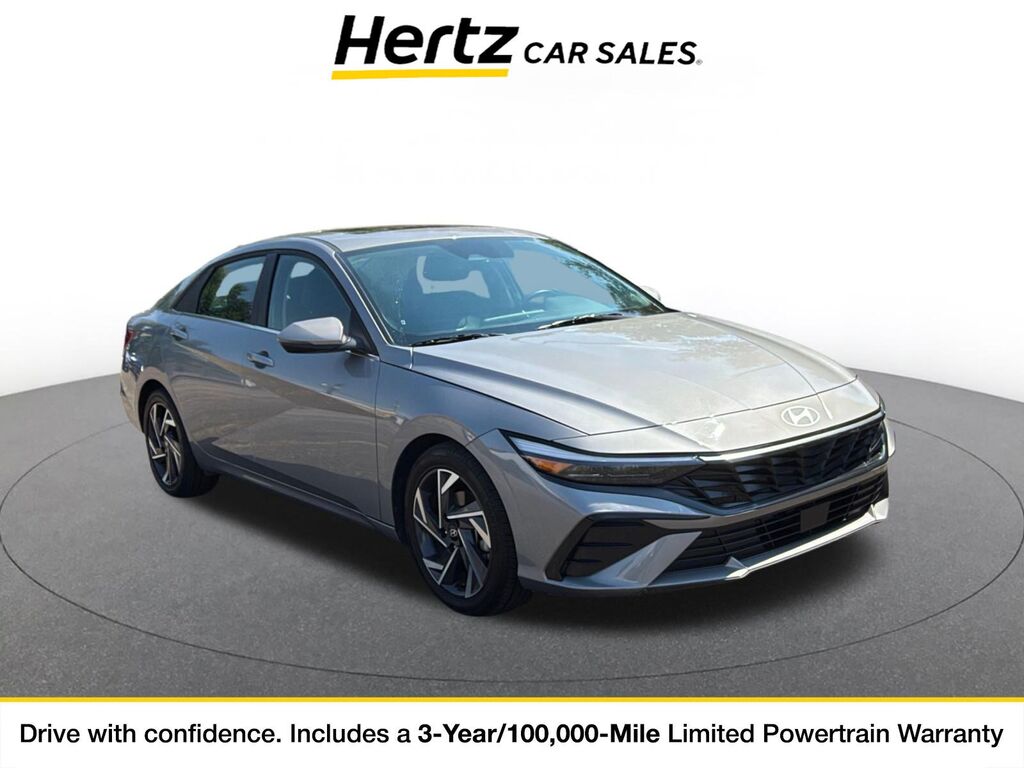 2025 Hyundai Elantra Limited — photo 1 of 11