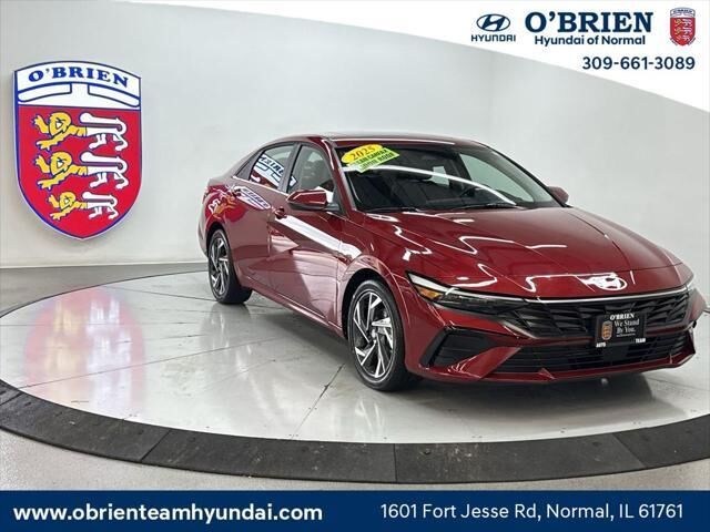 2025 Hyundai ELANTRA Limited — photo 1 of 13