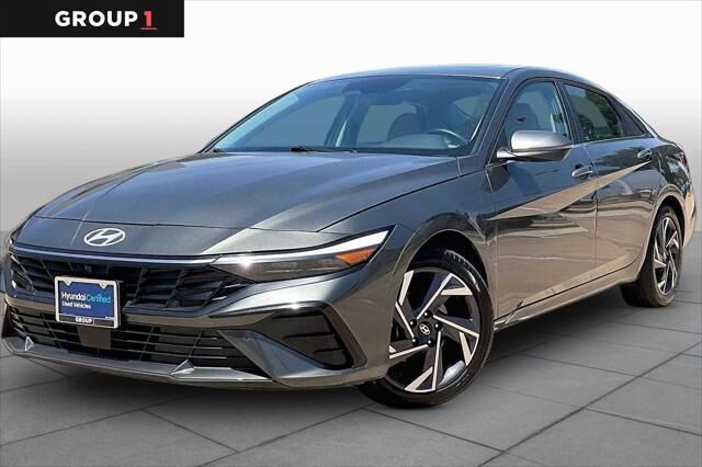2024 Hyundai ELANTRA Limited