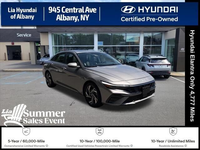 2025 Hyundai ELANTRA Limited — photo 1 of 12