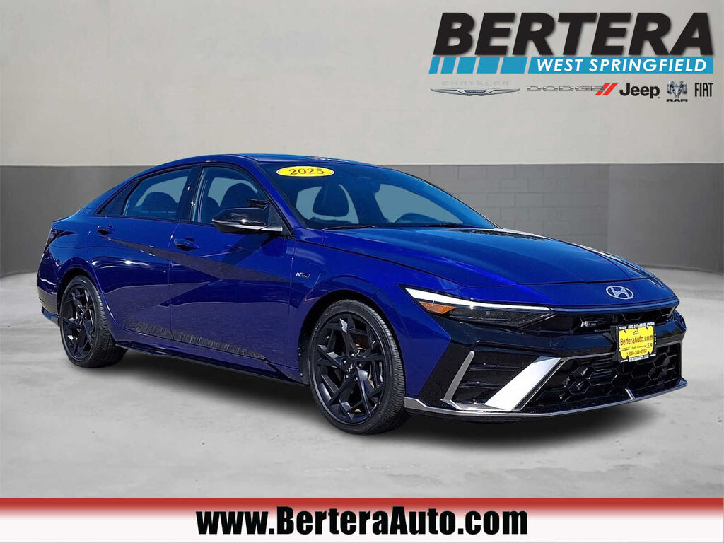 2025 Hyundai Elantra N Line — photo 1 of 13