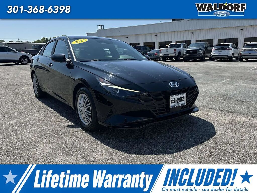 2023 Hyundai ELANTRA SEL — photo 1 of 1